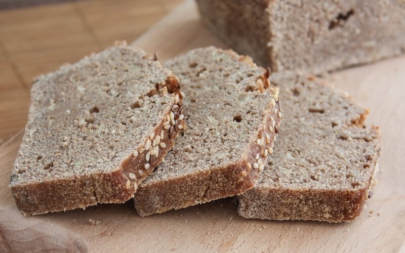 pane al farro